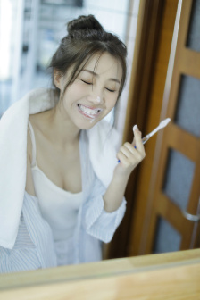 BL趴跪覆揉指扩弄嗯啊BL